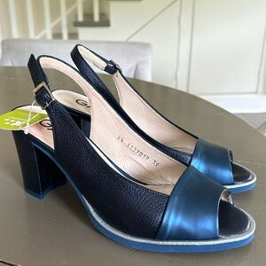 NIB Lightweight Chunky heel BLUE Leather/Metallic Slingback US 8.5/EU 39